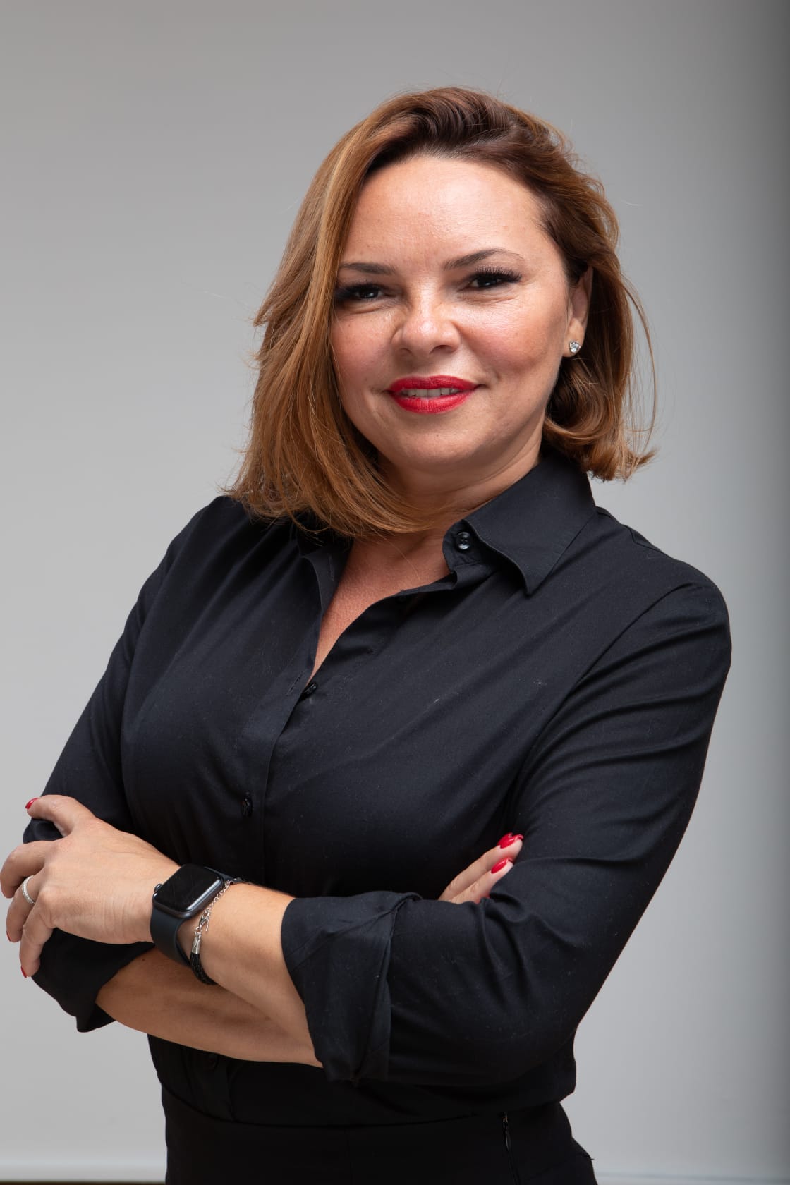 Almira Fernandes — Consultora · Documentos Brasil ↔ Ticino